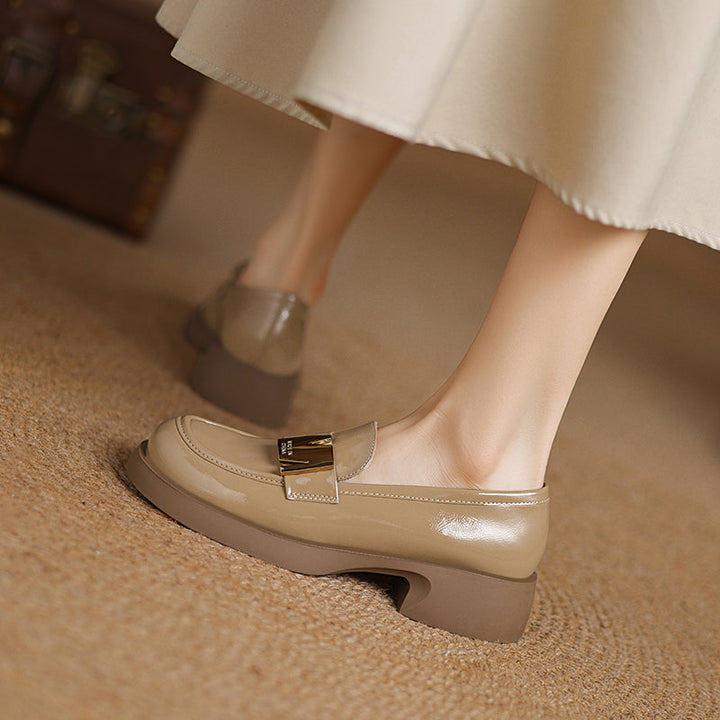 Women's Leather Classic Metal Decoration Block Heel Mid Heel Loafers