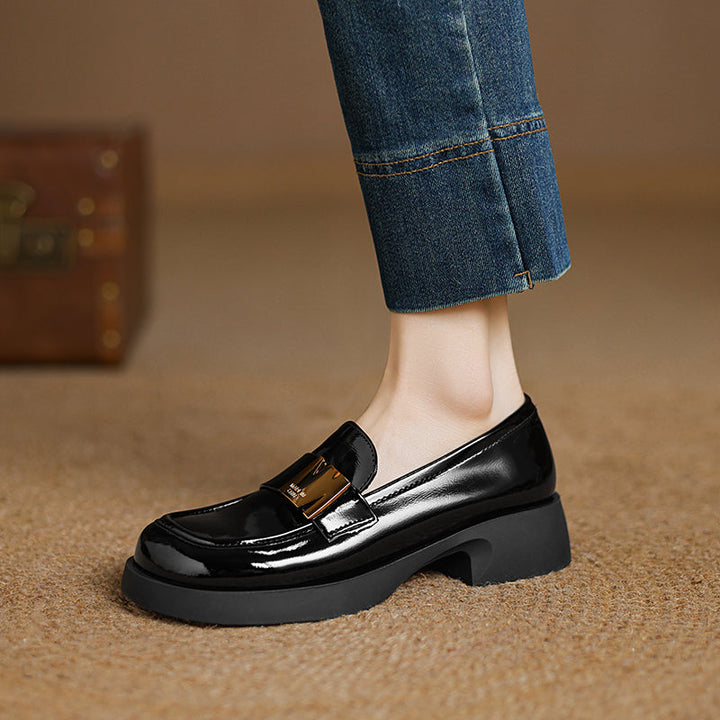 Women's Leather Classic Metal Decoration Block Heel Mid Heel Loafers