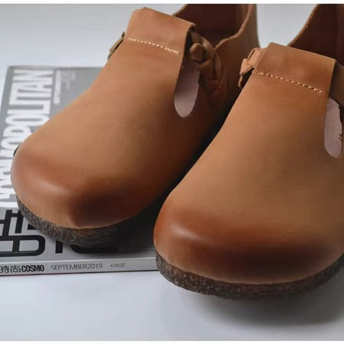 Women's Wide Round-Toe Genuine Leather Soft Flat Casual Shoes