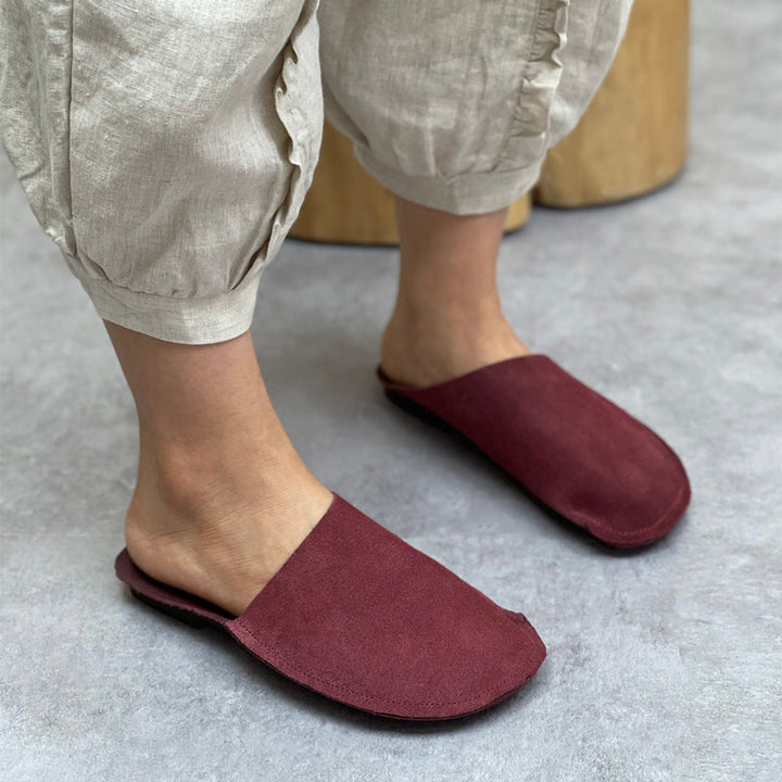 Women's Leather Minimalist Slant Cut Comfort Mule Shoes