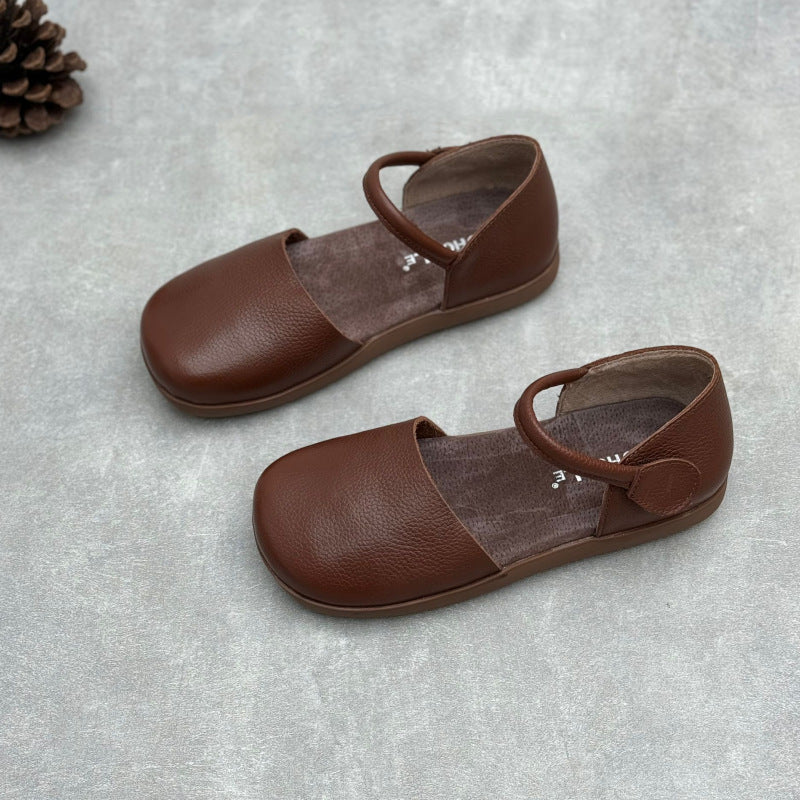 Women’s Retro Leather Closed Toe Sandals – Soft Flat Single Strap Casual Style