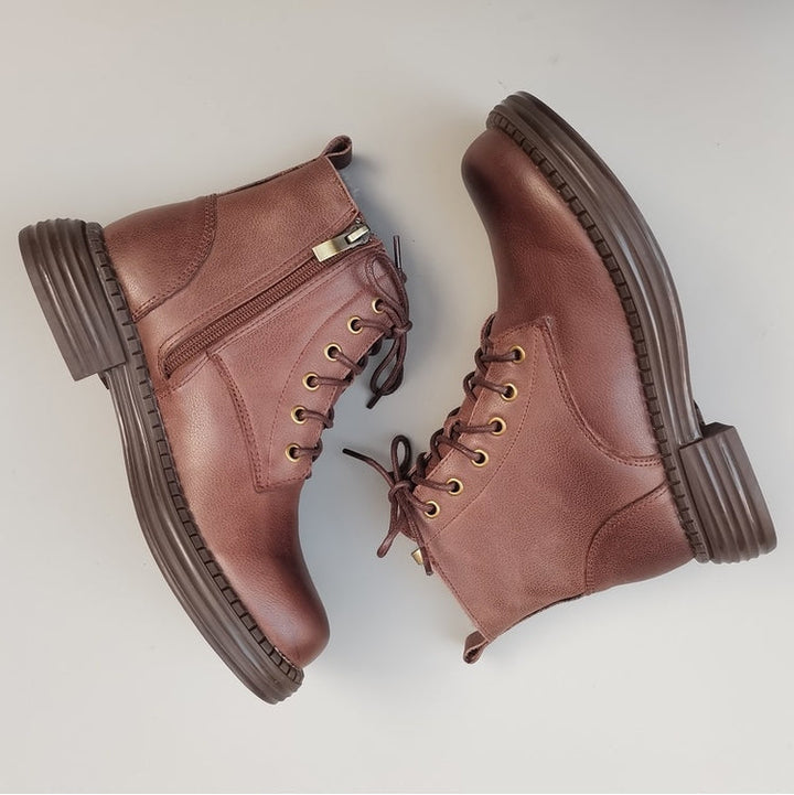 Women's Vintage Wide Toe Leather Shearling Boots – Cozy Winter Ankle Style