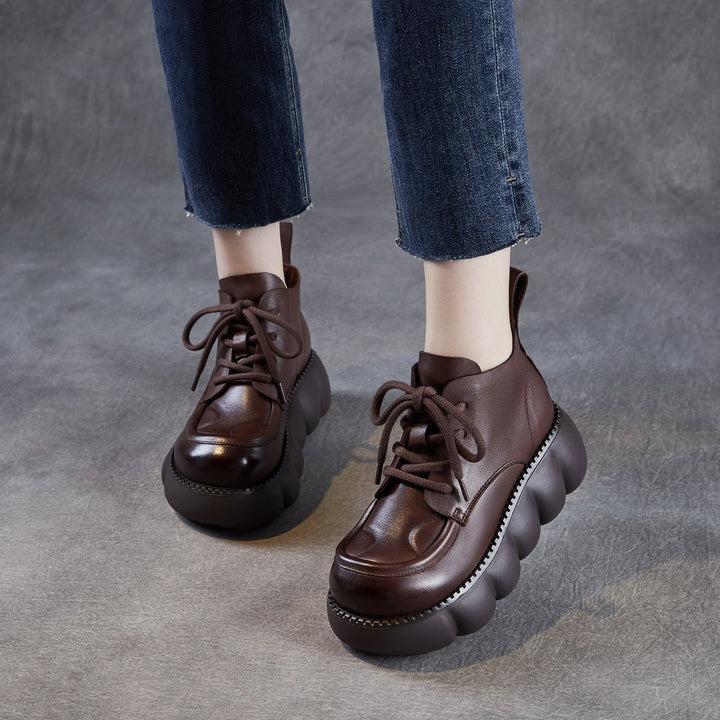 Women’s Retro Round Toe Leather Lace-Up Ankle Boots – Chunky Platform