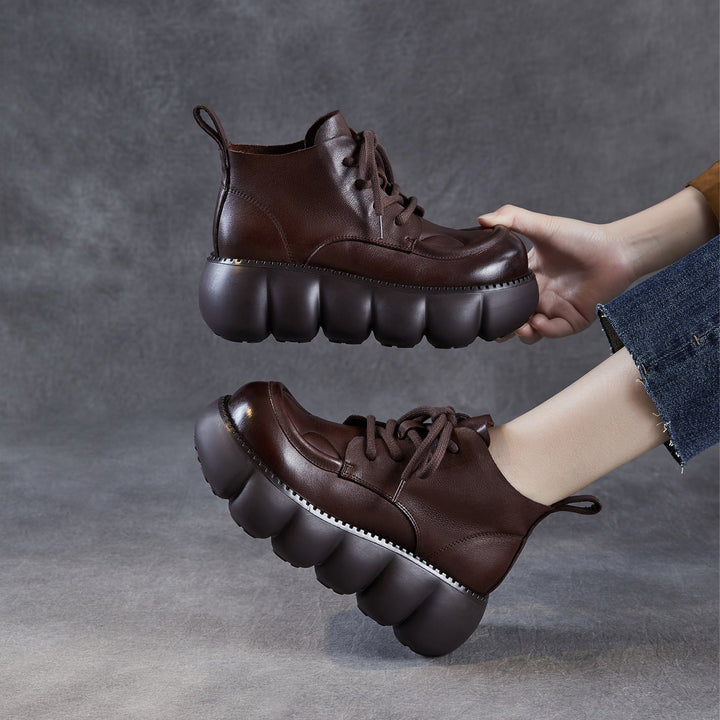 Women’s Retro Round Toe Leather Lace-Up Ankle Boots – Chunky Platform