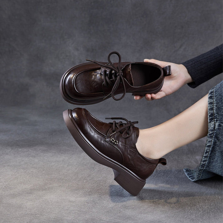 Women’s Leather Round Toe Lace-Up Loafers – Textured Luxury Style