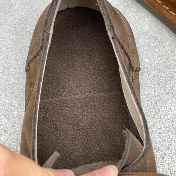 Women’s Soft Leather Lace-Up Flats – Comfortable Everyday Shoes