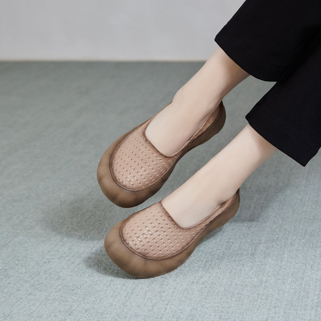 Women's Soft Leather Slip-on Flat Casual Shoes