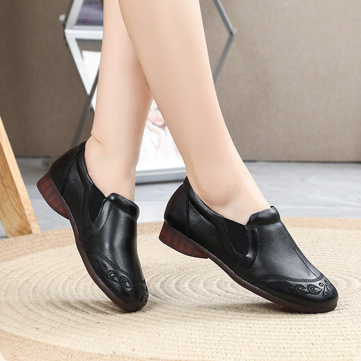 Women's Cowhide Vintage Embroidered Flat Loafers Slip On Walking Shoes