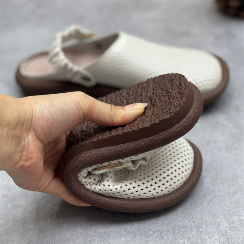 Women's Flat Leather Sandals – Closed-Toe Breathable Summer Style