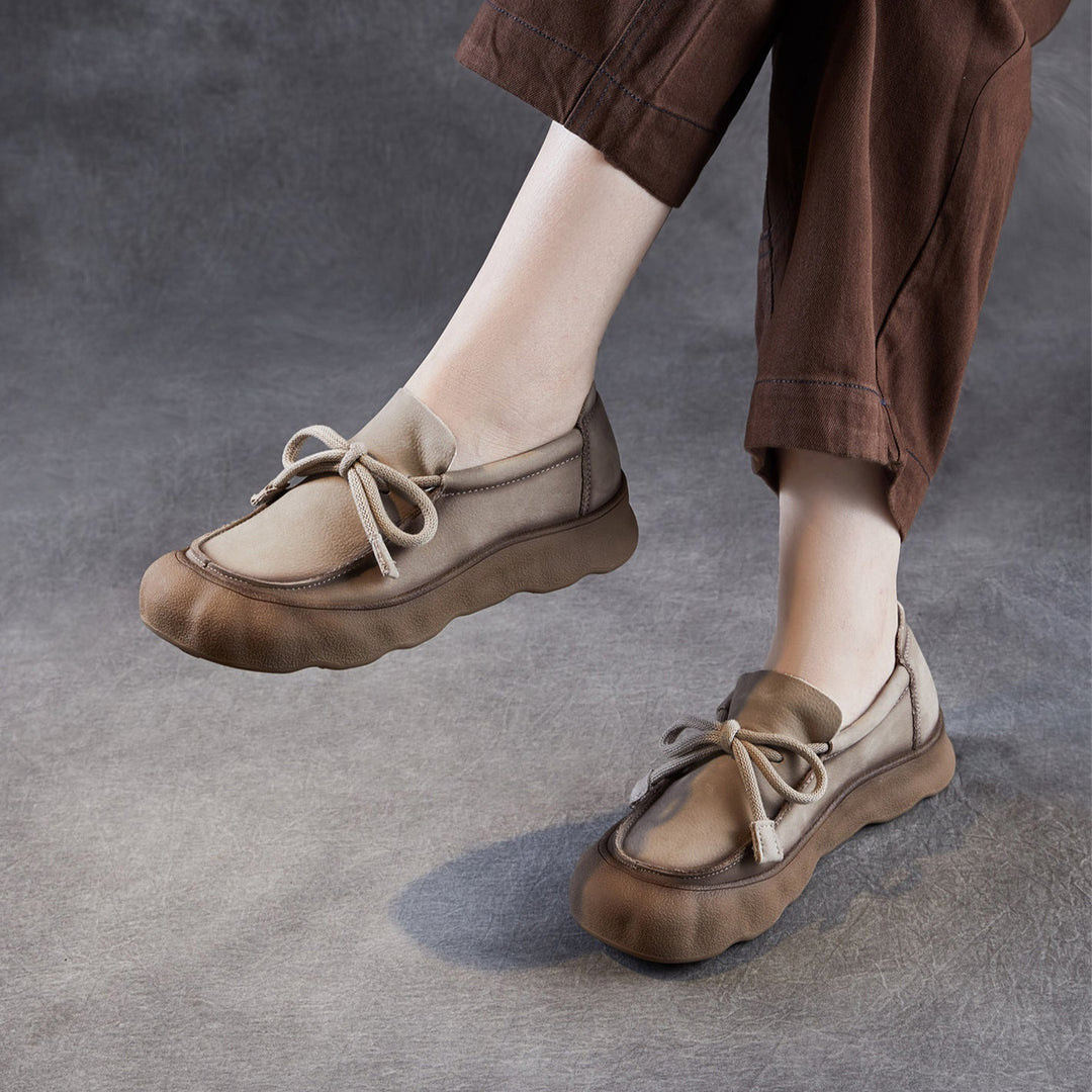 Comfortable Women's Soft Leather Round-Toe Lace-Up Walking Shoes