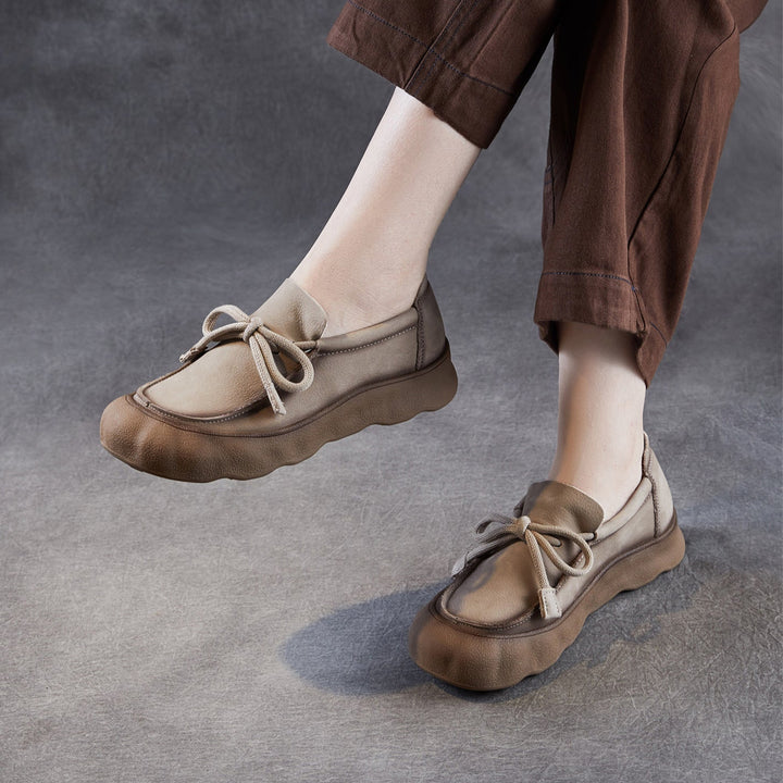 Comfortable Women's Soft Leather Round-Toe Lace-Up Walking Shoes