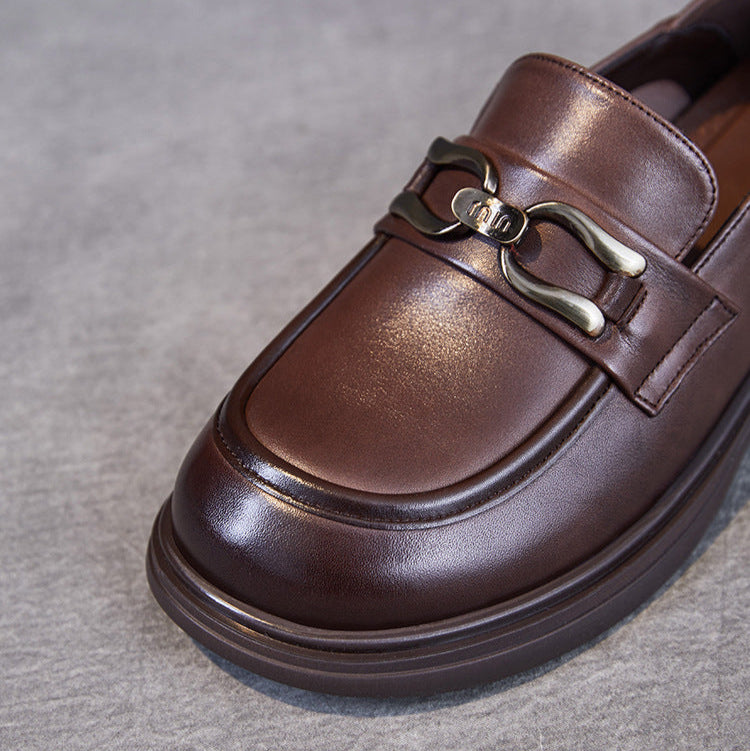 British Luxury Leather Loafers for Women - Signature Chain Detail & Slip-On