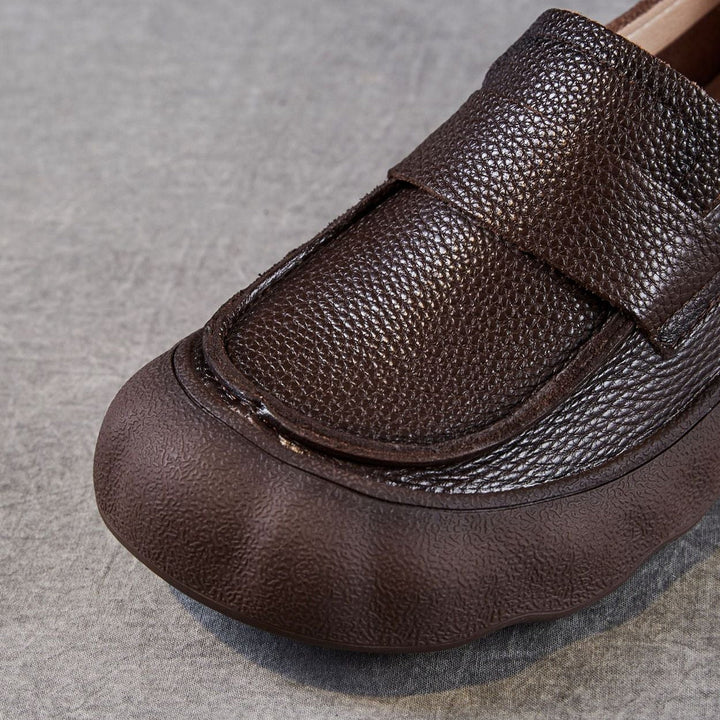 Women’s Retro Slip-On Flat Shoes – Soft Sole Comfortable Casual Style