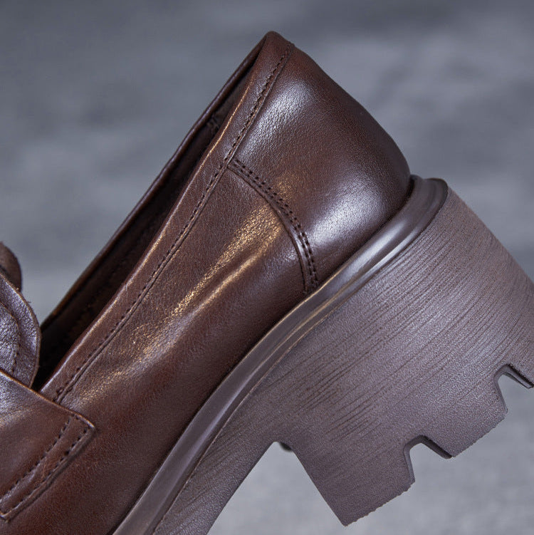 Minimalist Leather Loafers – Lightweight Platform Slip-Ons for Women