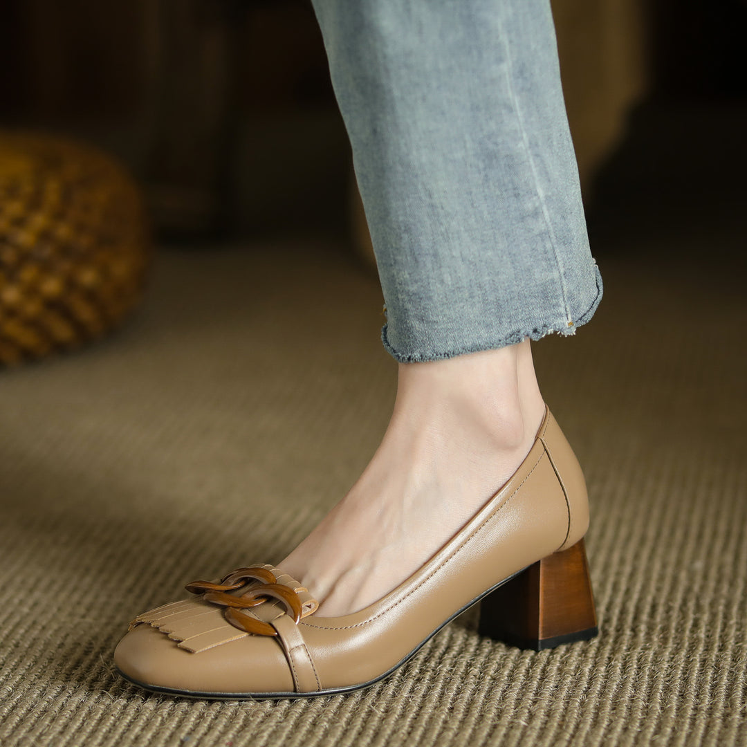 Elegant Women's Leather Pumps – Mid Block Heel with Tassel Chain Detail