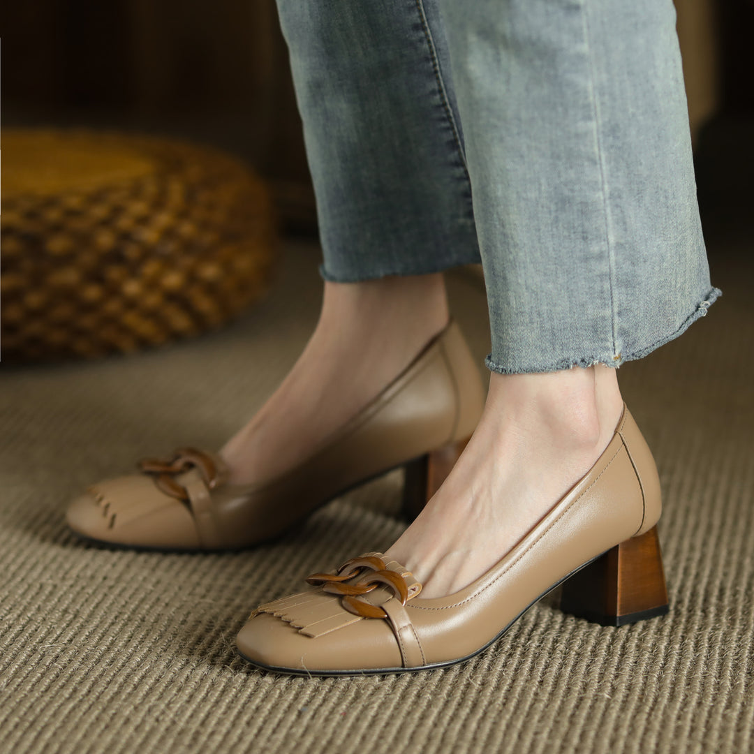 Elegant Women's Leather Pumps – Mid Block Heel with Tassel Chain Detail