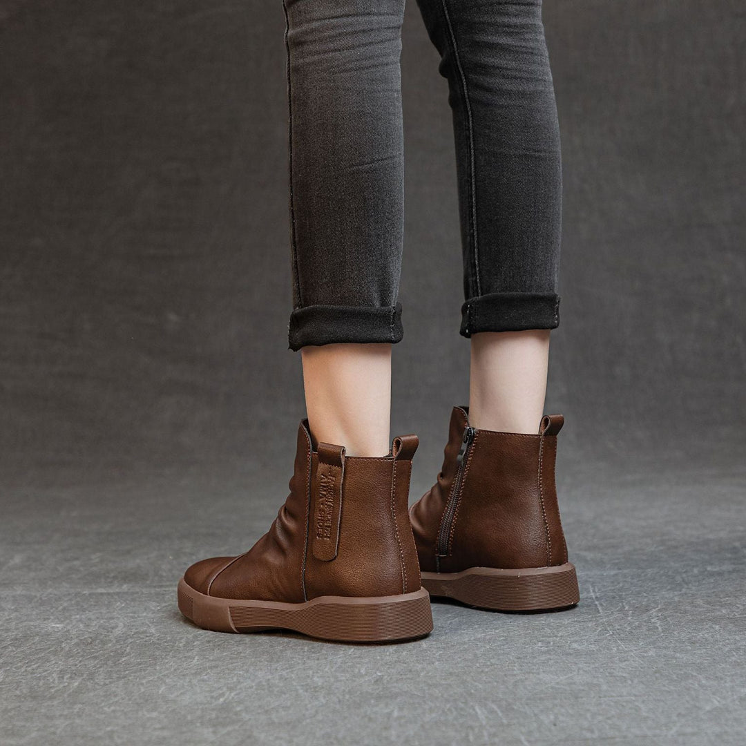 Comfortable Women's Flat Leather Boots – Casual Ruched Ankle Style