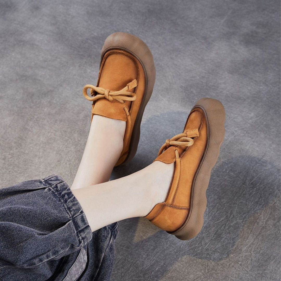 Comfortable Women's Soft Leather Round-Toe Lace-Up Walking Shoes