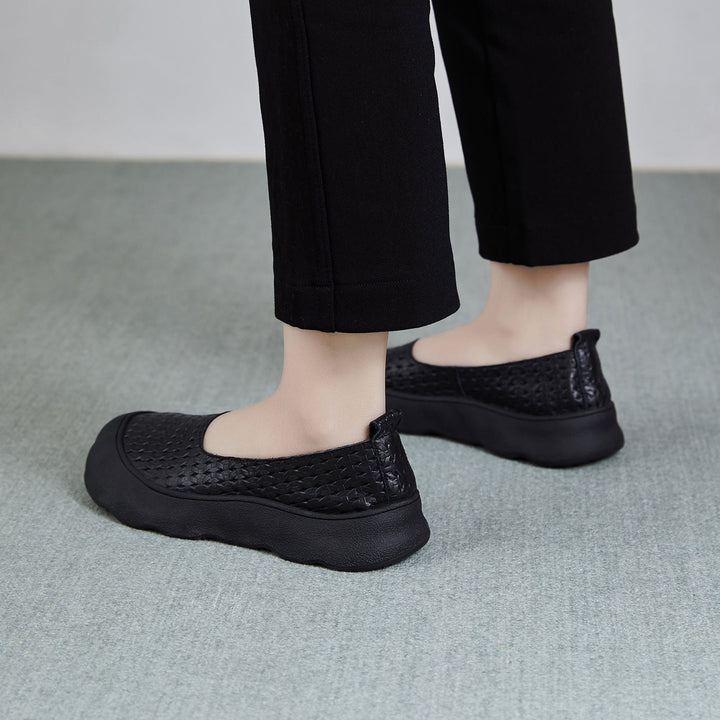 Women's Soft Leather Slip-on Flat Casual Shoes