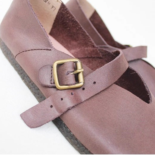 Women's Handmade Breathable Leather Flats – V-cut Mary Jane Shoes