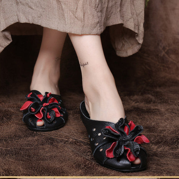 Women's Leather Mules - Retro Hollow Out Summer Sandals with Floral Detail, Slip-on Round Toe Flat Shoes