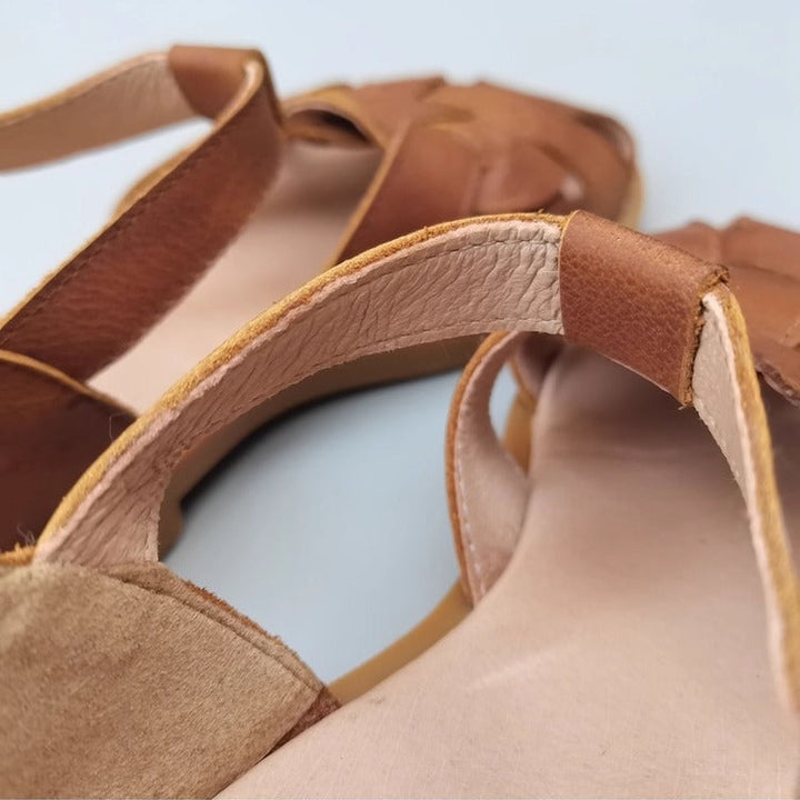Women's Leather Wide-Toe Closed-Toe Sandals – Non-Slip & Fit for Wide Feet
