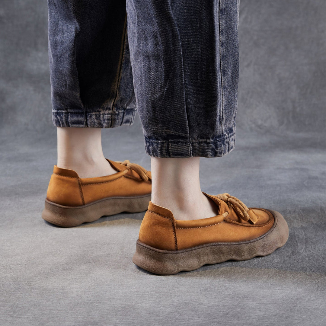 Comfortable Women's Soft Leather Round-Toe Lace-Up Walking Shoes