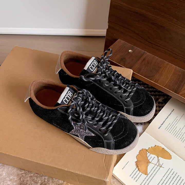 Flat Star Design Sneakers Retro – Women’s Cow Suede Lace-Up Shoes