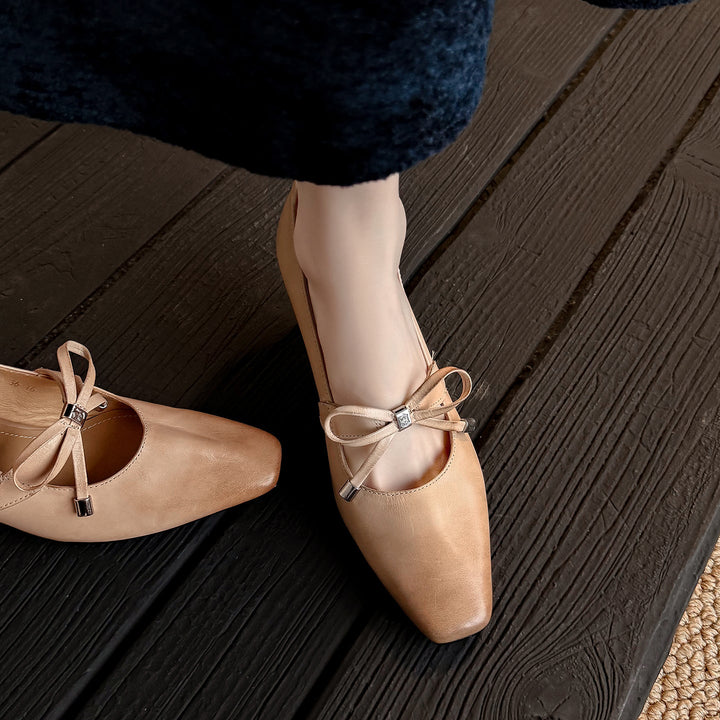 Women's Urban Executive Style Square Toe Bow High Heels Elegant Pumps
