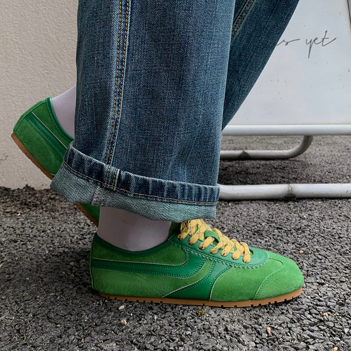 Women’s Casual Lace-Up Sneakers – Stylish Daily Walking Shoes