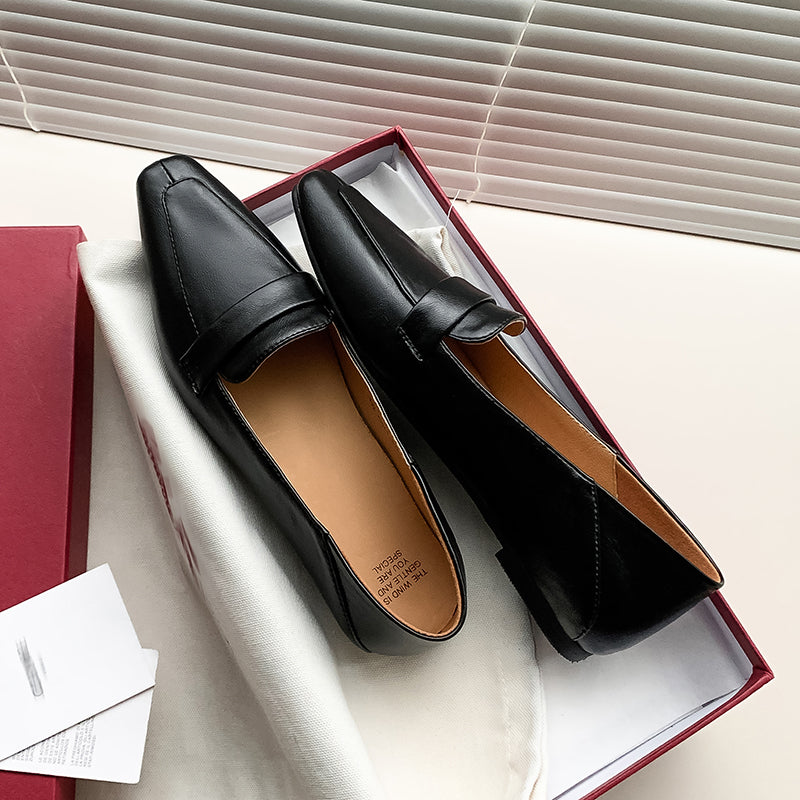 Women Genuine Leather Pointed Toe Retro Slip On Flat Comfortable Loafers