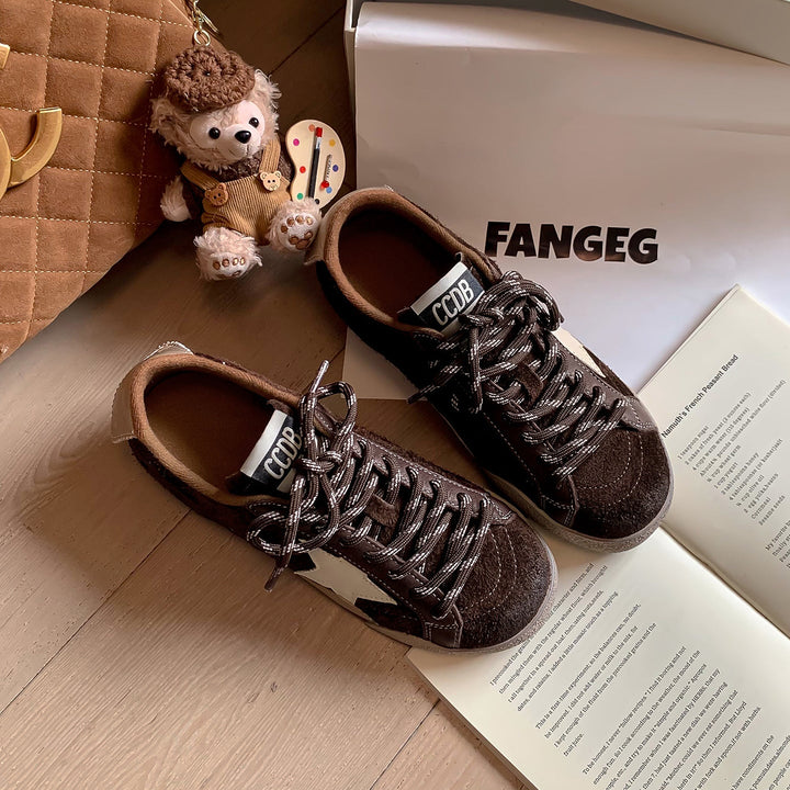 Flat Star Design Sneakers Retro – Women’s Cow Suede Lace-Up Shoes