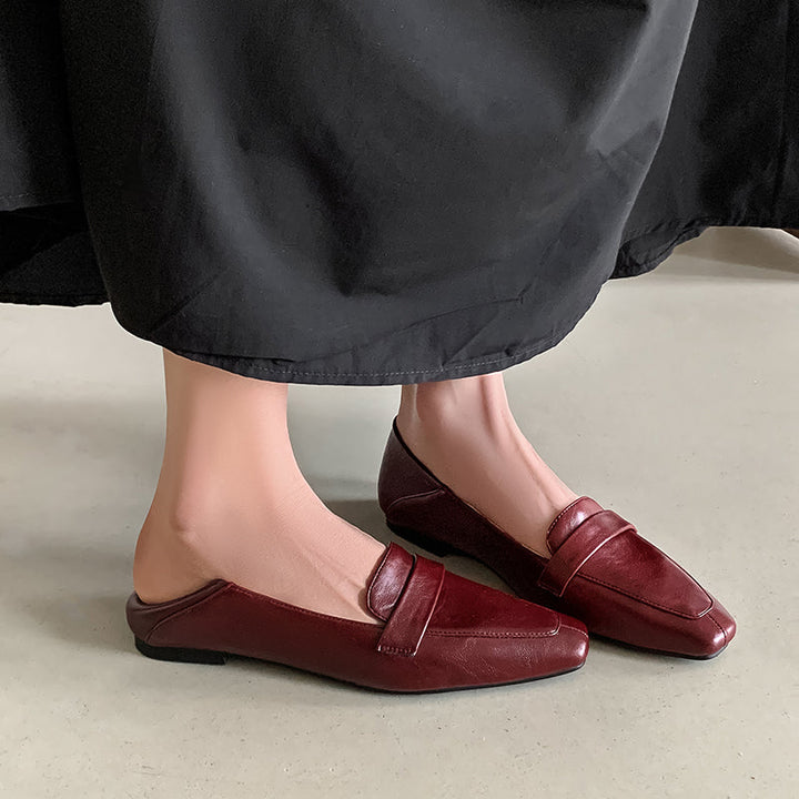 Women Genuine Leather Pointed Toe Retro Slip On Flat Comfortable Loafers