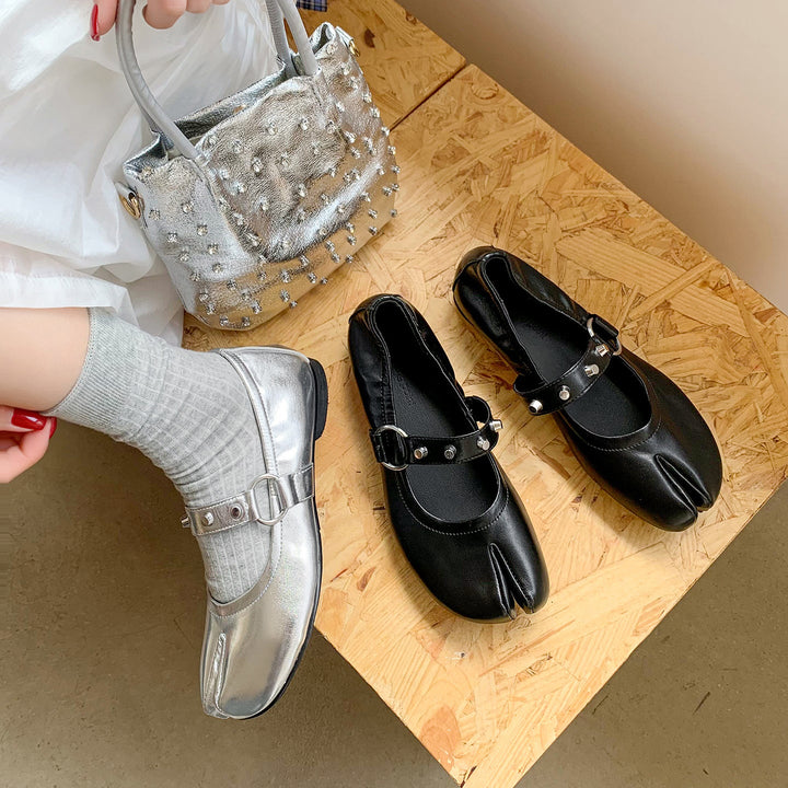 Women‘s Avant-Garde Split Toe Leather Ballet Flats - Luxurious Mary Janes with Studs