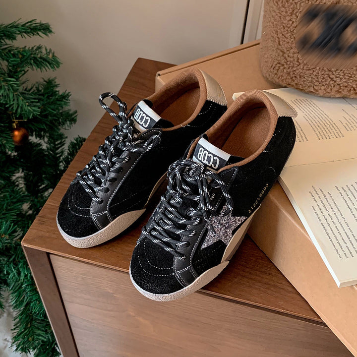 Flat Star Design Sneakers Retro – Women’s Cow Suede Lace-Up Shoes