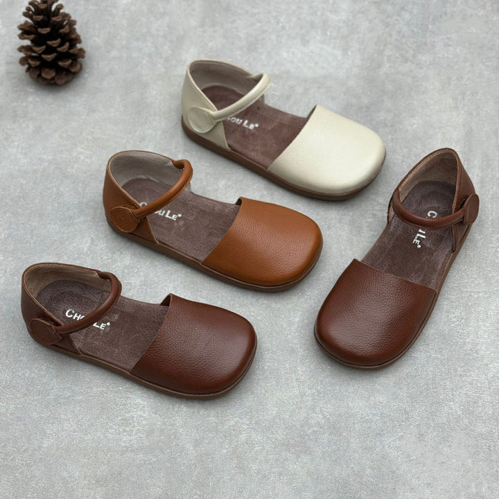 Women’s Retro Leather Closed Toe Sandals – Soft Flat Single Strap Casual Style