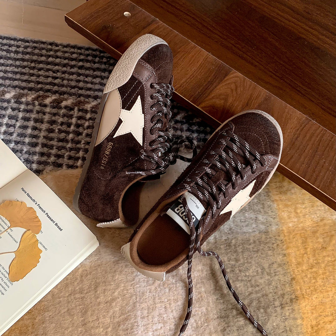 Flat Star Design Sneakers Retro – Women’s Cow Suede Lace-Up Shoes