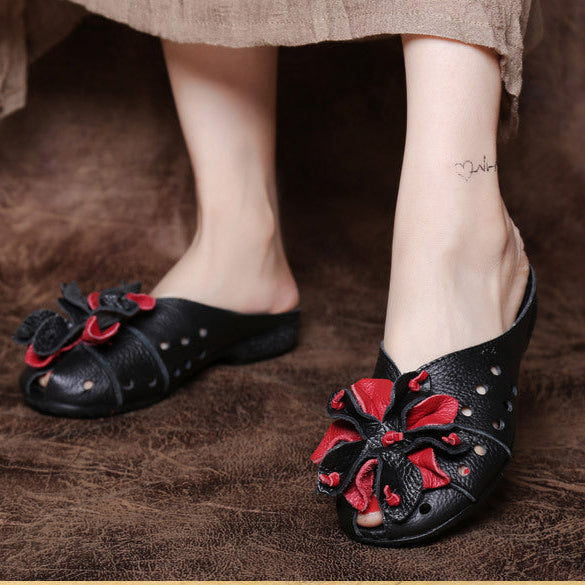 Women's Leather Mules - Retro Hollow Out Summer Sandals with Floral Detail, Slip-on Round Toe Flat Shoes