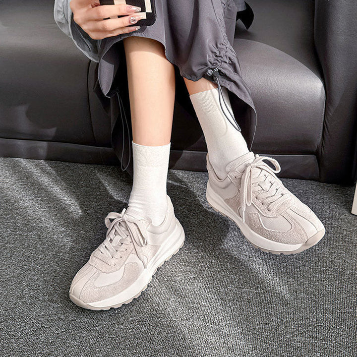 Breathable Leather Trainers – Women’s Retro Lace-Up Sneakers