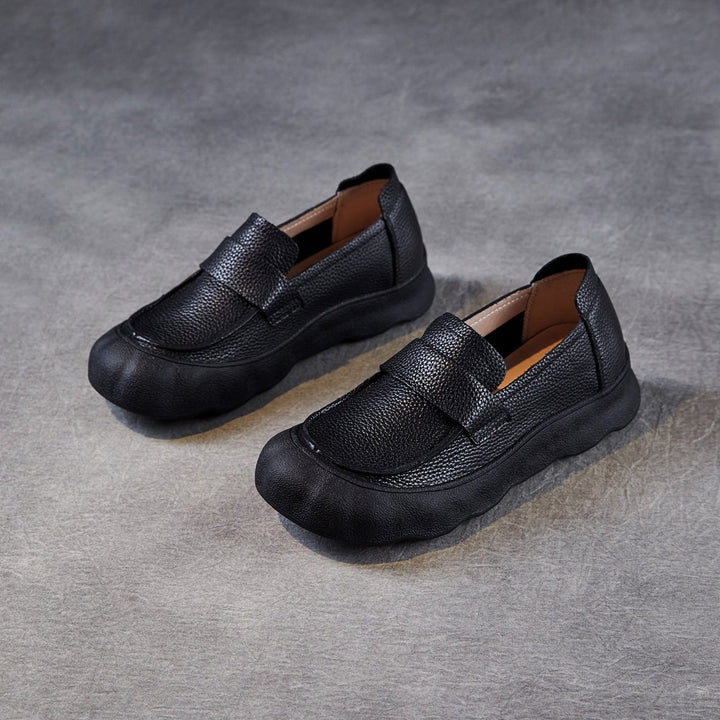 Women’s Retro Slip-On Flat Shoes – Soft Sole Comfortable Casual Style