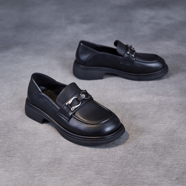 British Luxury Leather Loafers for Women - Signature Chain Detail & Slip-On