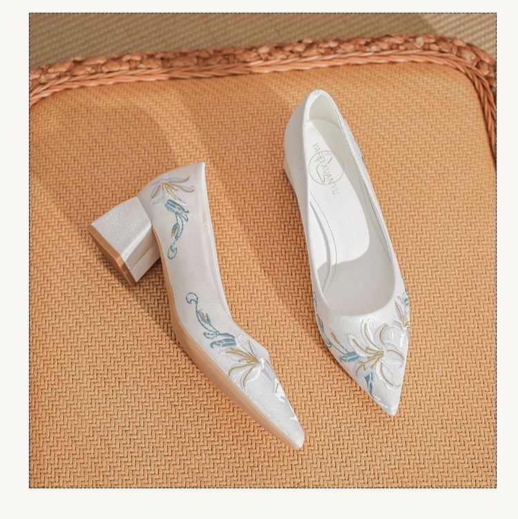 Women's Satin Pointed Toe Mid Heel Pump