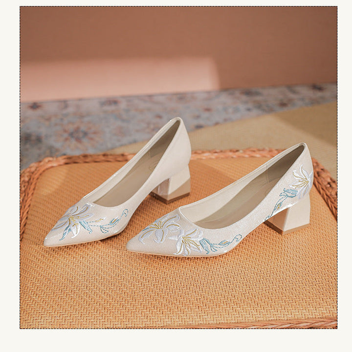 Women's Satin Pointed Toe Mid Heel Pump