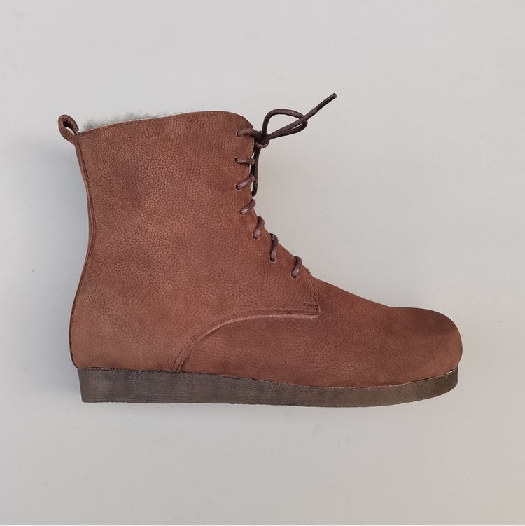 Women's High-Top Winter Boots – Vintage Handmade Cowhide Warm & Comfortable