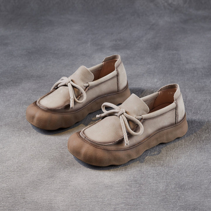 Comfortable Women's Soft Leather Round-Toe Lace-Up Walking Shoes