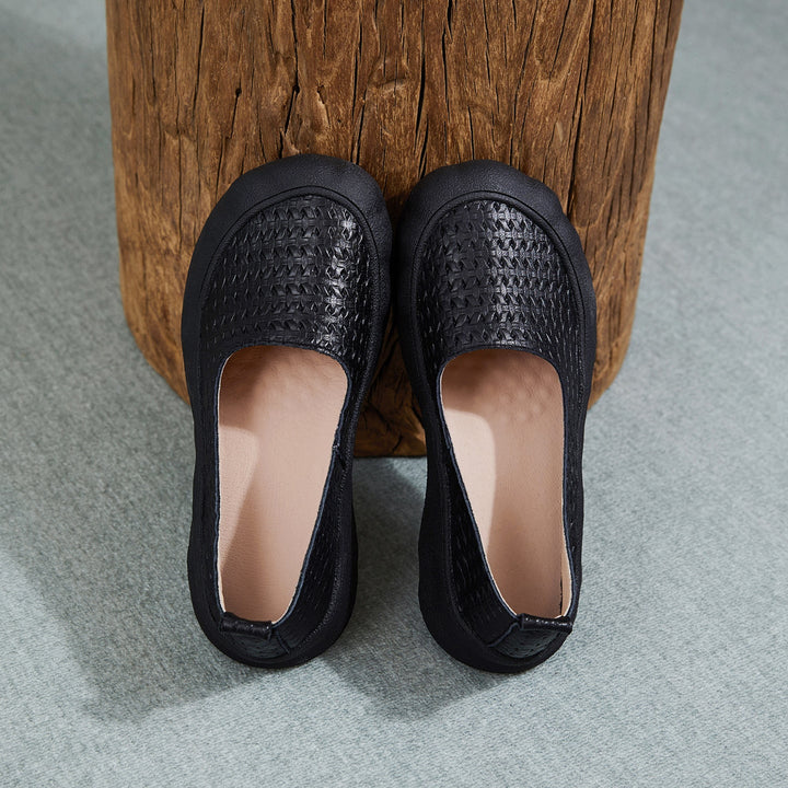 Women's Soft Leather Slip-on Flat Casual Shoes