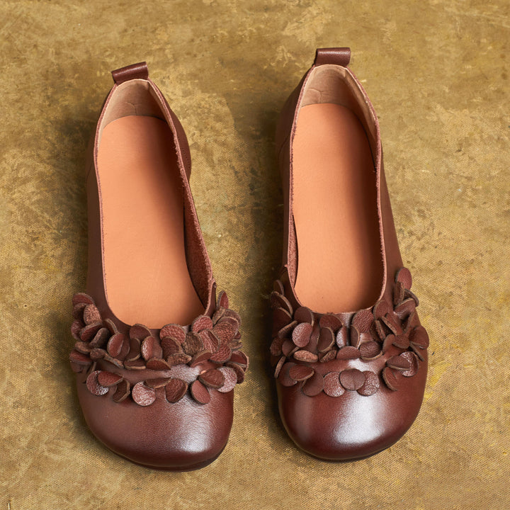 Women's Handmade Retro Leather Literary Style Comfortable Slip-On Flat Shoes