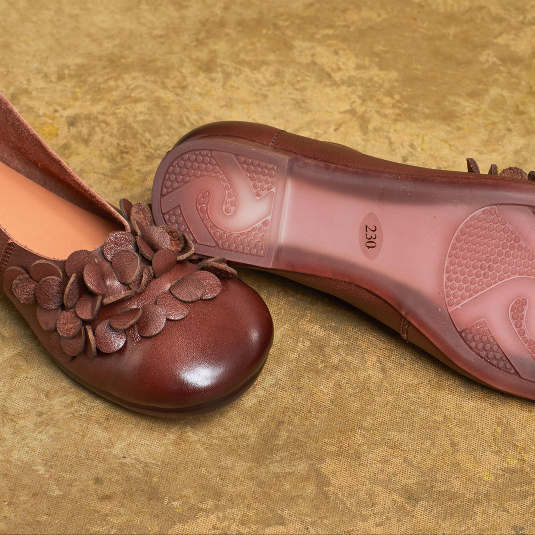 Women's Handmade Retro Leather Literary Style Comfortable Slip-On Flat Shoes