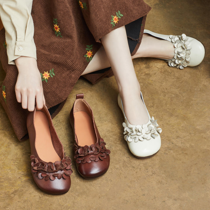 Women's Handmade Retro Leather Literary Style Comfortable Slip-On Flat Shoes