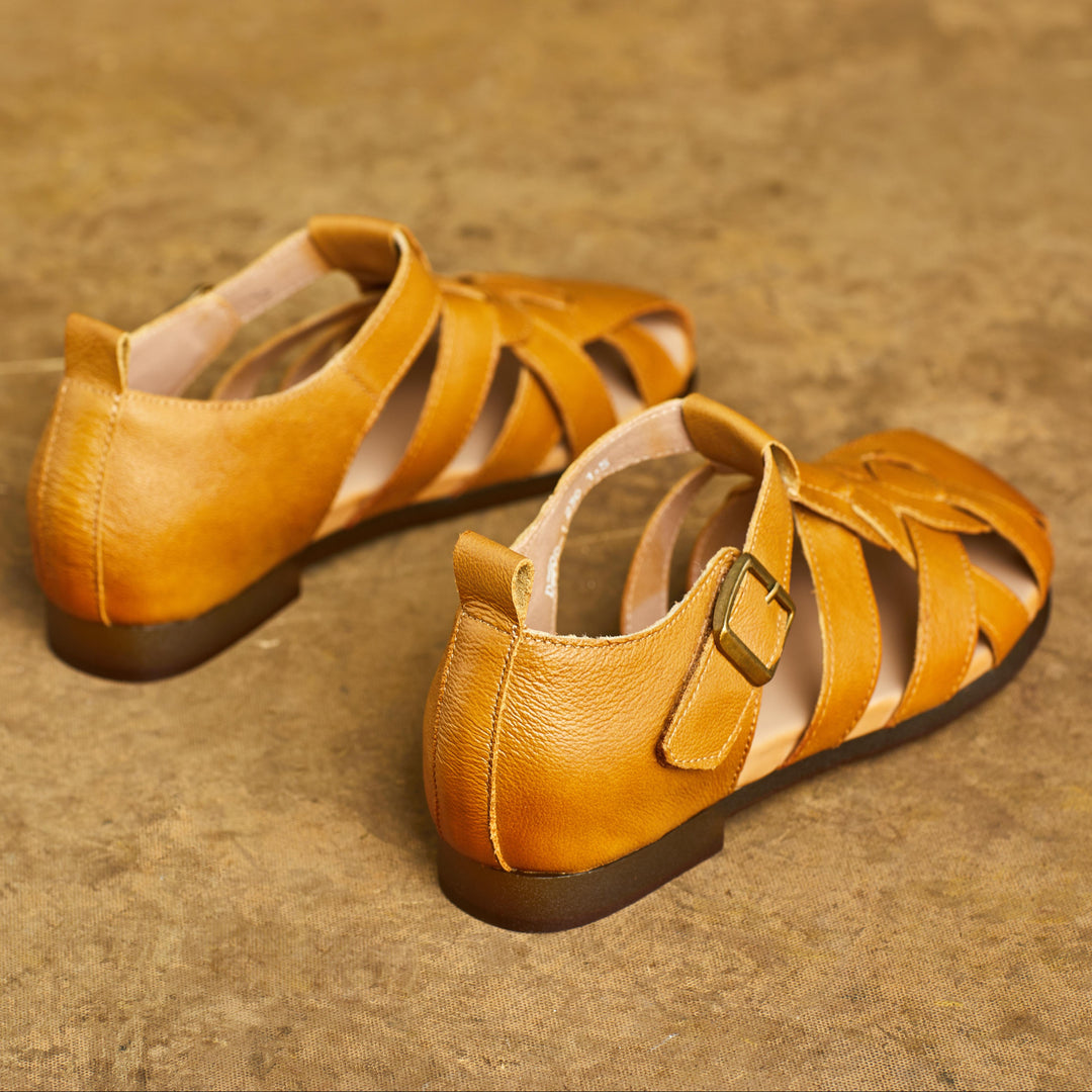 Women Handmade Leather Closed Toe Flat Comfort Buckle Fisherman Shoes Sandals